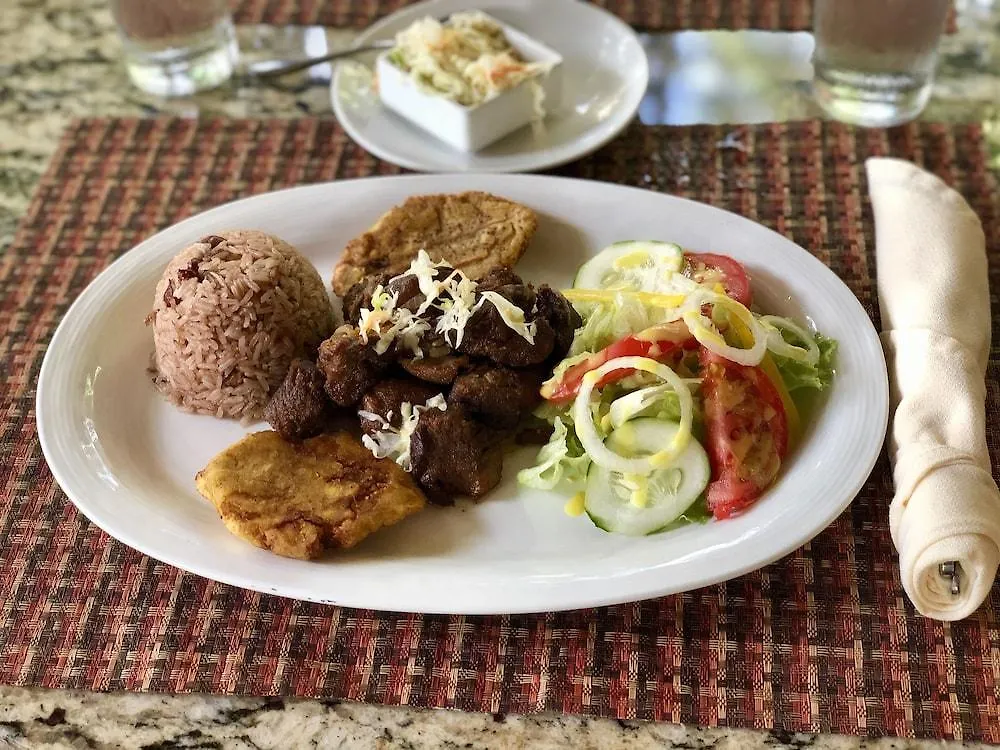 Hotel Villa Therese بورت أو برنس بورت أو برنس